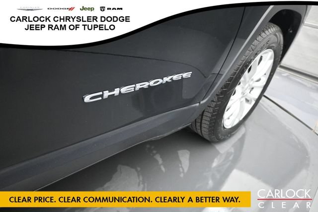 Used 2021 Jeep Cherokee Latitude FWD image 40