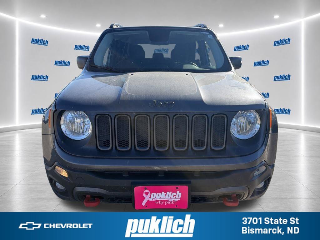 Used 2016 Jeep Renegade Trailhawk AWD/4WD image 2