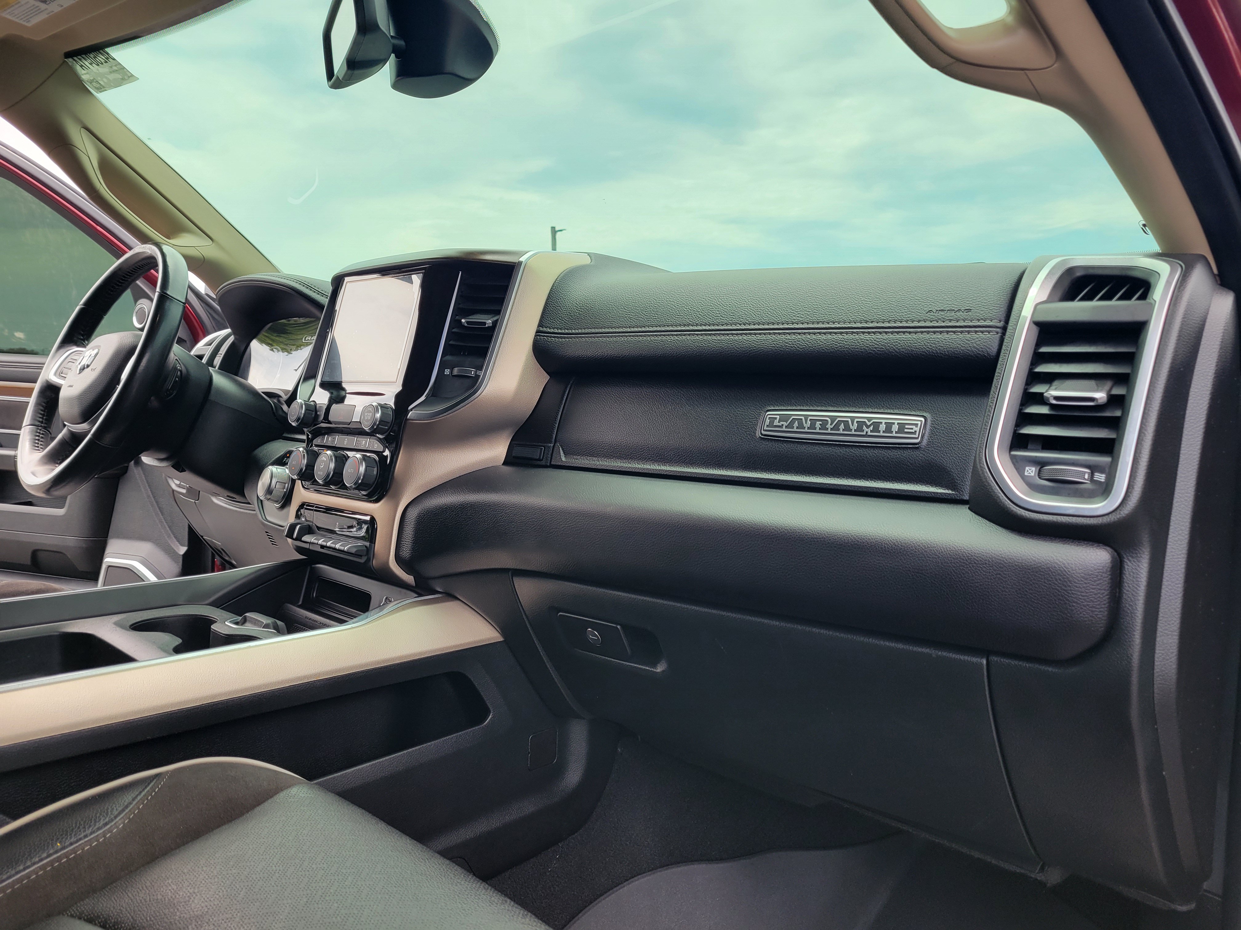 Used 2022 RAM 2500 Laramie AWD/4WD image 30