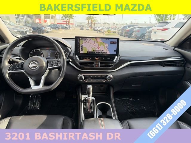 Used 2024 Nissan Altima 2.5 SR w/ SR Premium Package image 12