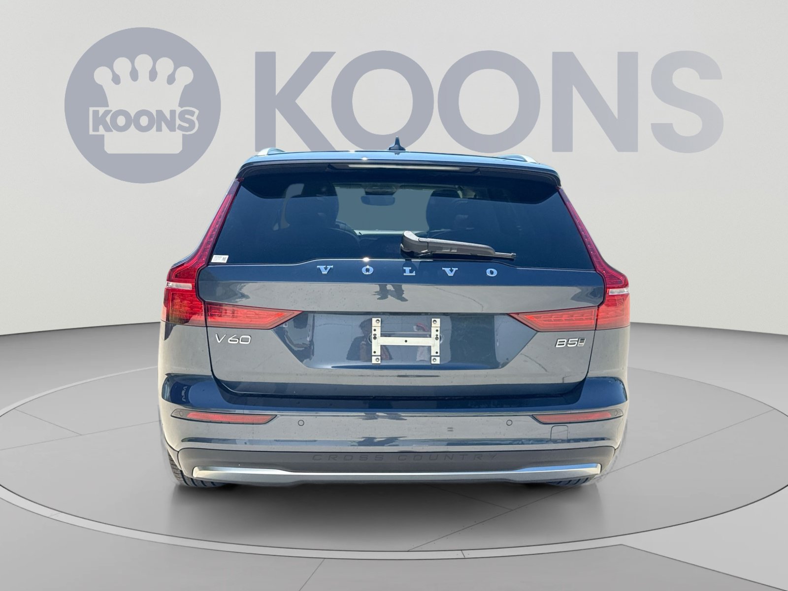 New 2026 Volvo V60 B5 Cross Country Plus w/ Climate Package AWD/4WD image 5