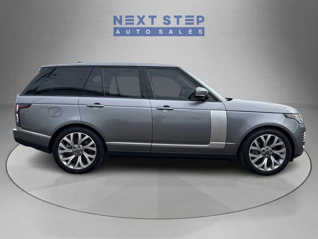 Used 2020 Land Rover Range Rover HSE image 9