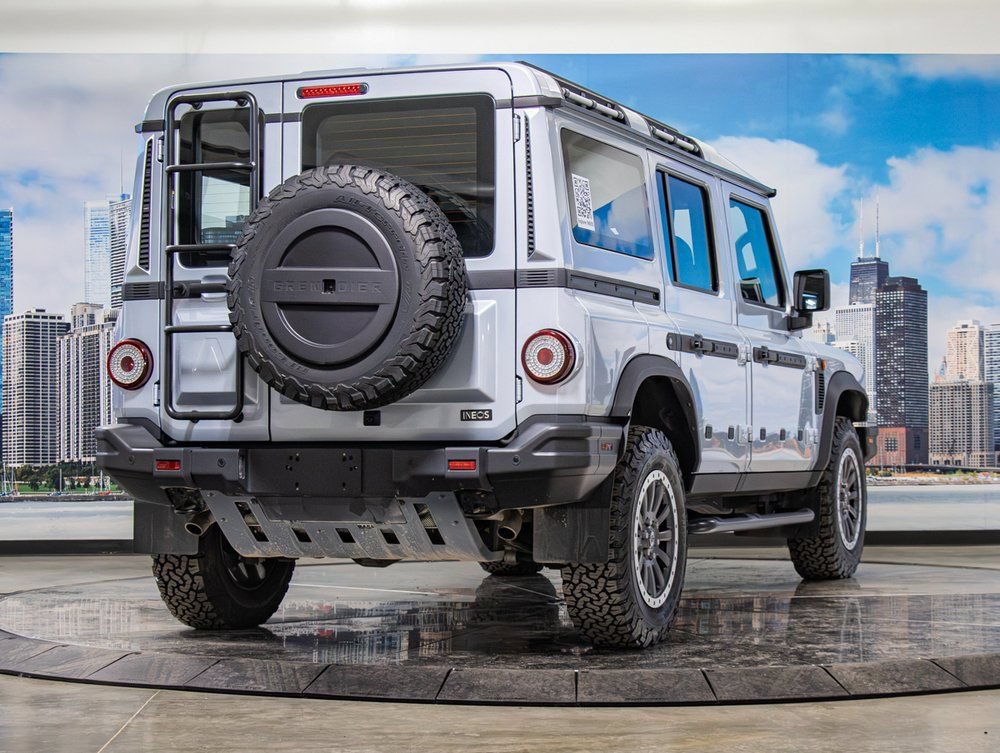 Used 2024 INEOS Grenadier Station Wagon AWD/4WD image 8