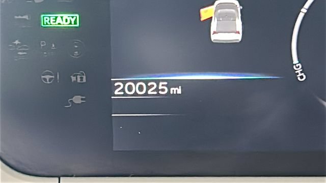 Used 2023 Subaru Solterra AWD image 18