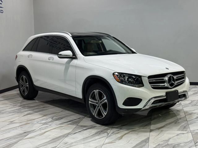 Used 2019 Mercedes-Benz GLC 300 image 4