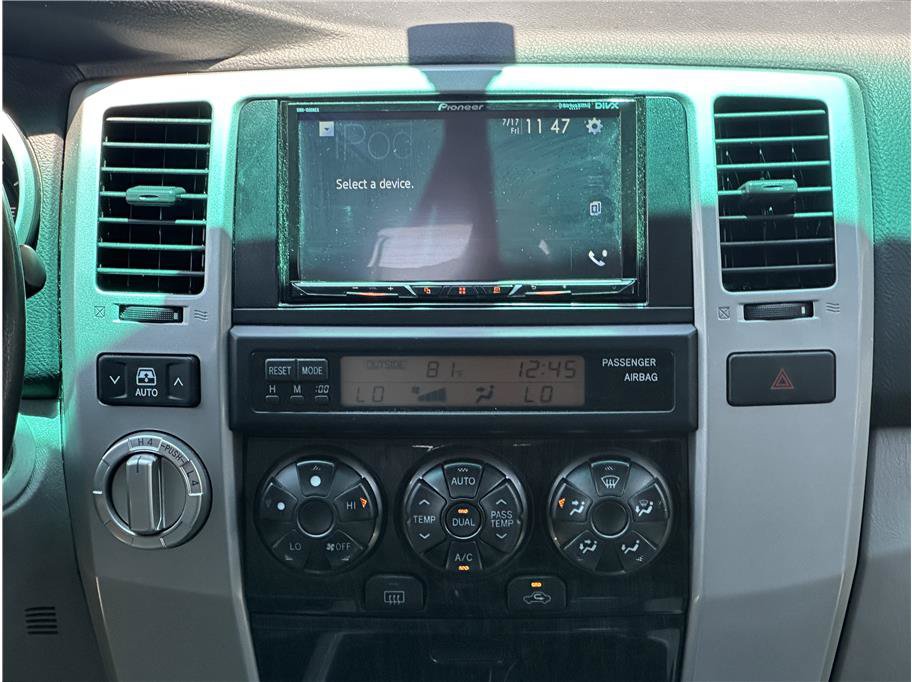 Used 2006 Toyota 4Runner Limited AWD/4WD image 23