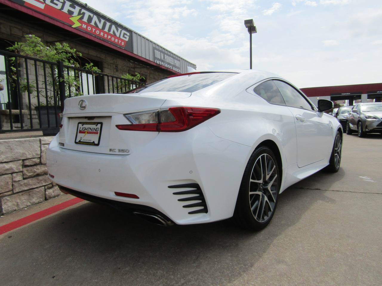 Used 2016 Lexus RC 350 RWD image 4