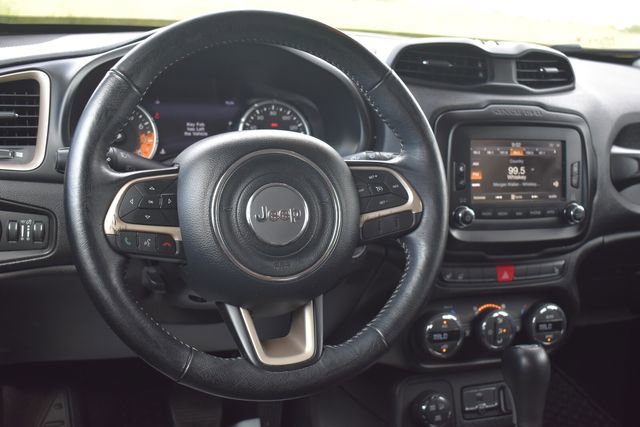 Used 2017 Jeep Renegade Trailhawk AWD/4WD image 20