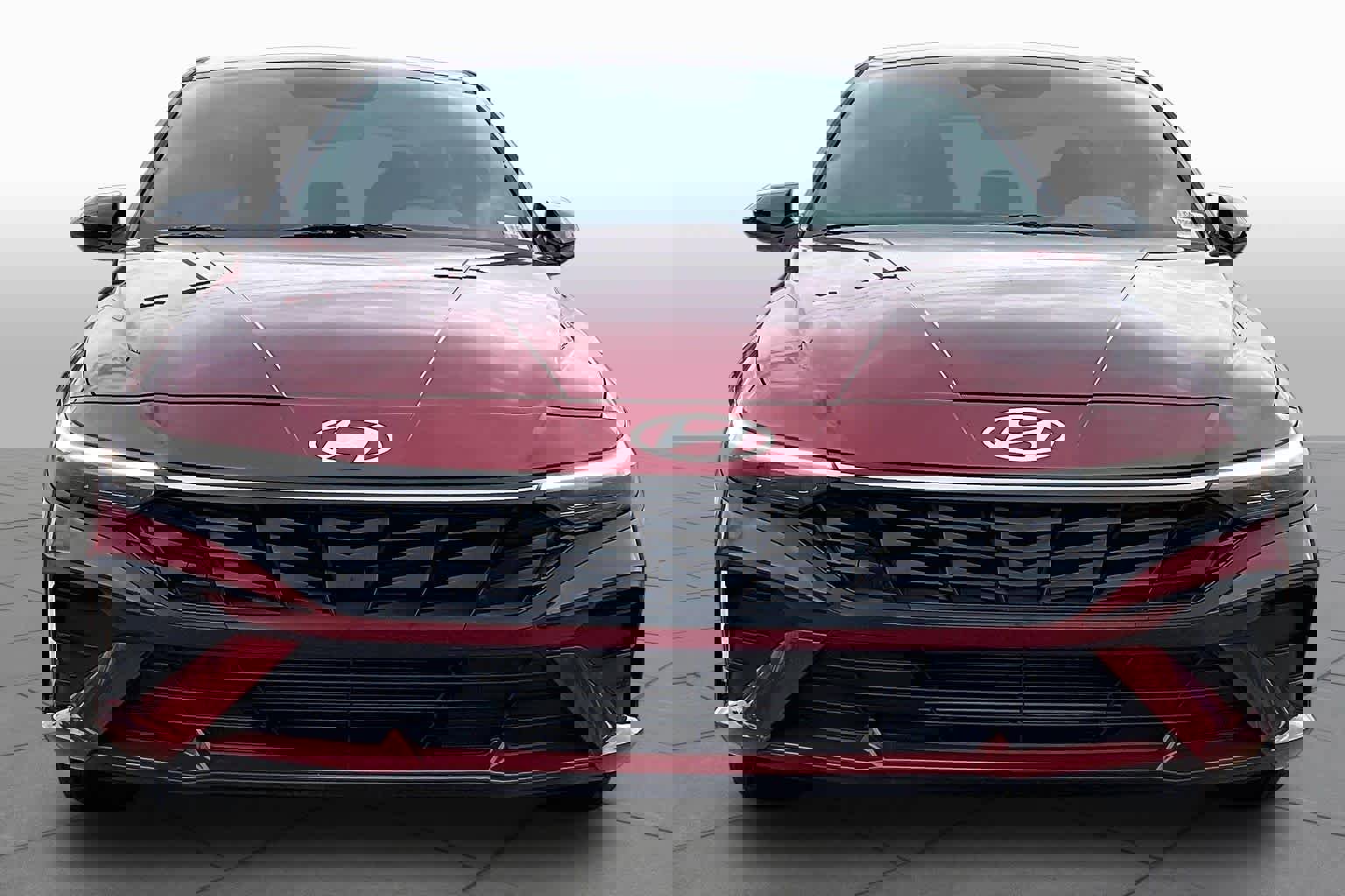 Certified 2025 Hyundai Elantra Sport image 4