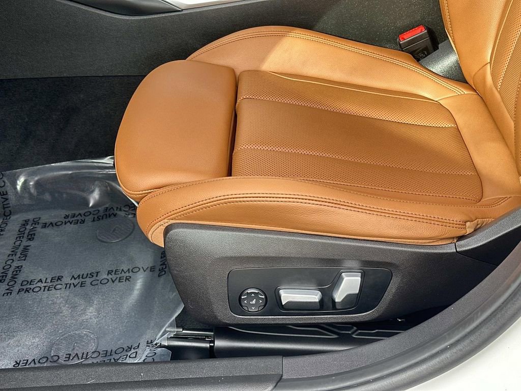 Used 2023 BMW 330e xDrive w/ M Sport Package image 28