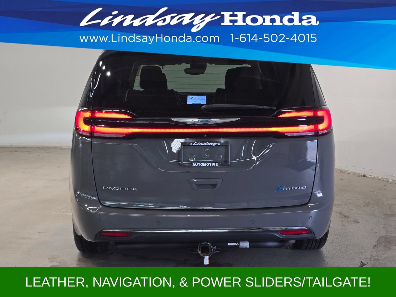 Used 2021 Chrysler Pacifica Touring-L FWD image 6