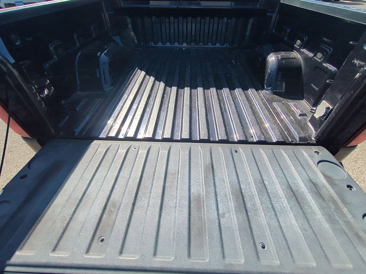 Used 2022 Chevrolet Silverado 1500 RST image 25