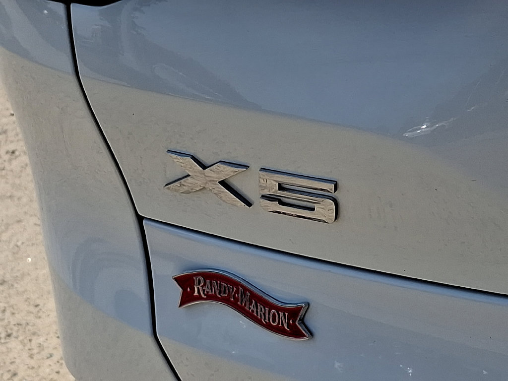Used 2025 BMW X5 xDrive40i AWD/4WD image 32