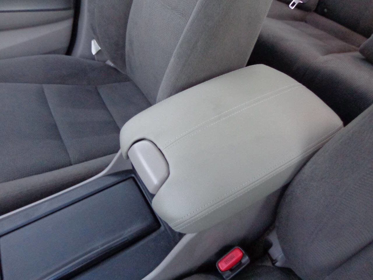 Used 2010 Honda Accord EX image 14