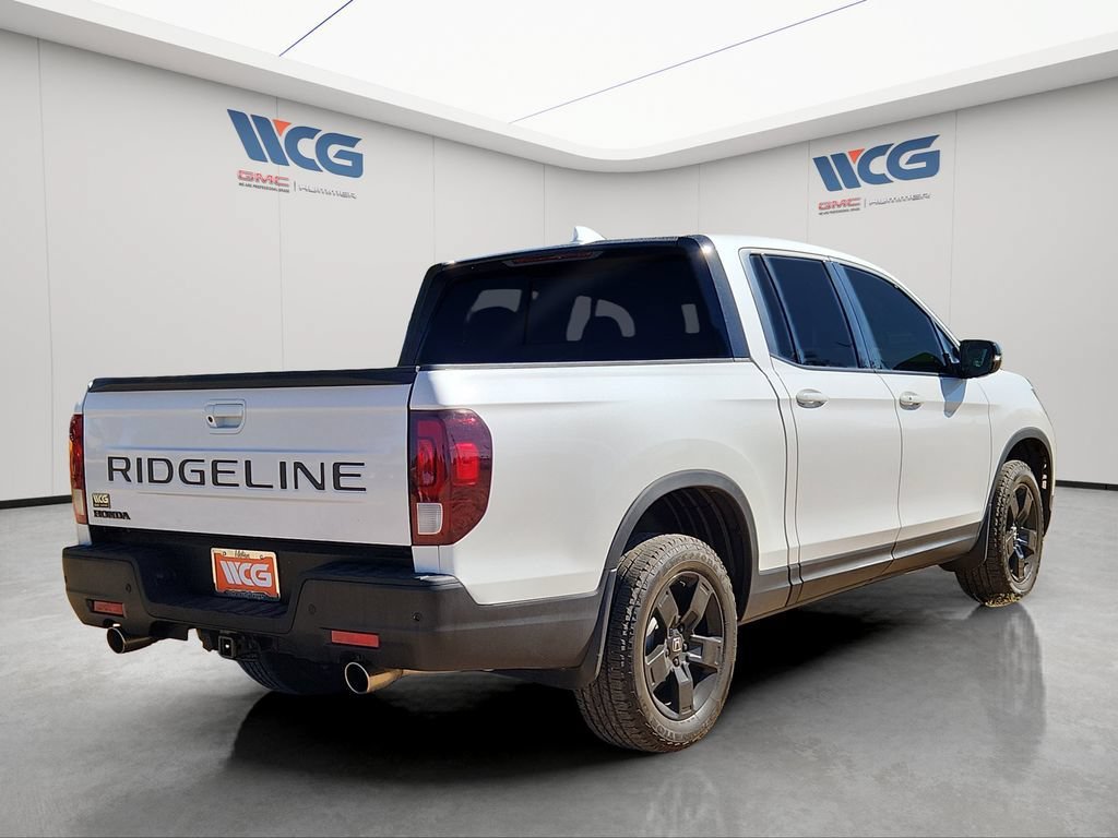 Used 2024 Honda Ridgeline Black Edition image 3