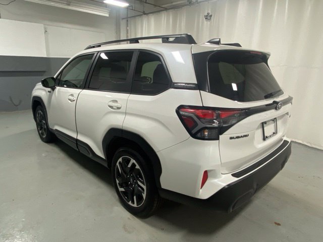 Used 2025 Subaru Forester Limited w/ Popular Package AWD/4WD image 2