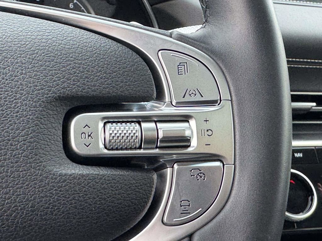 Certified 2023 Genesis GV80 3.5T image 20