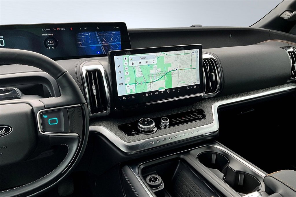 New 2025 Ford Expedition Tremor image 8