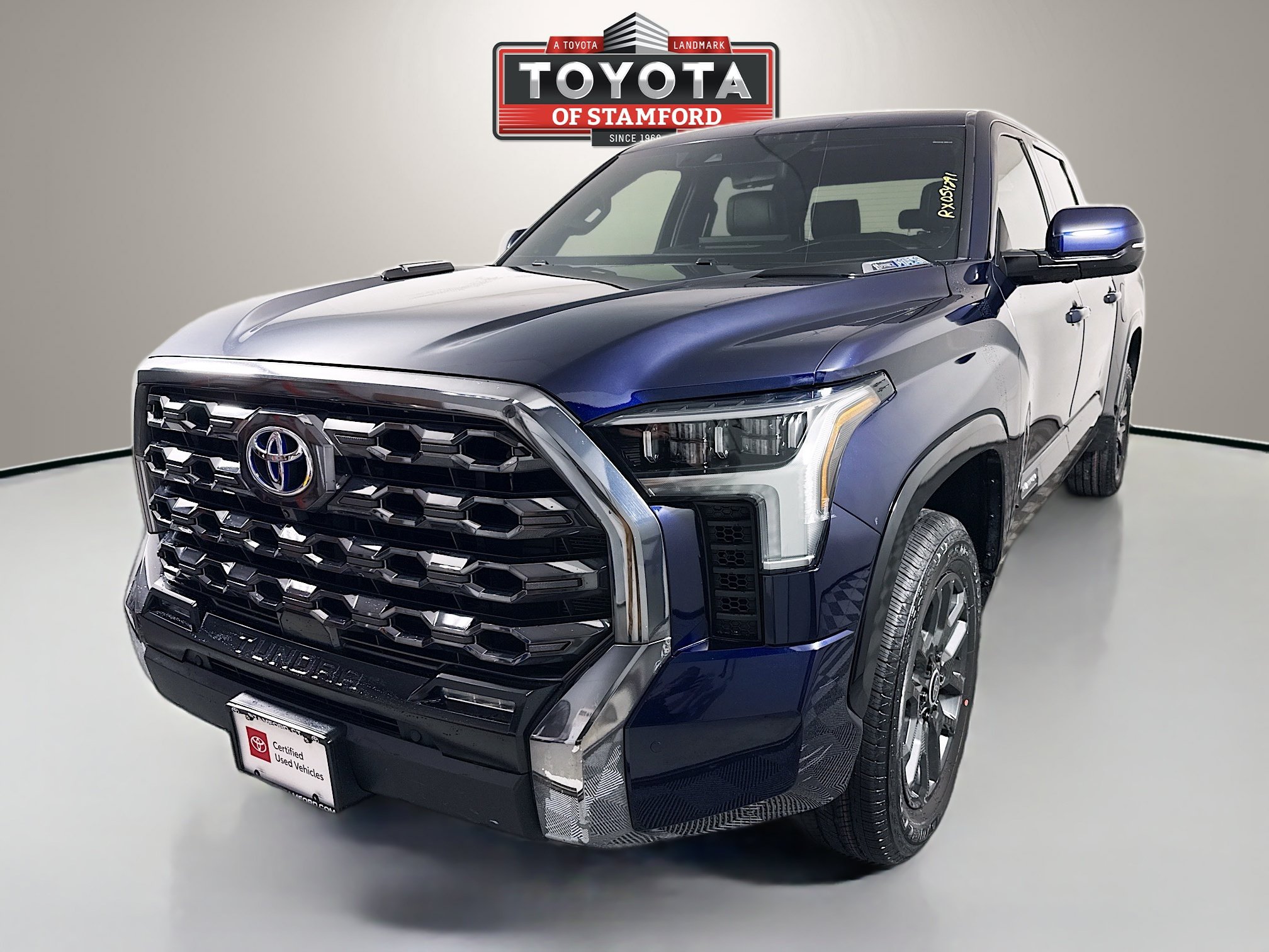 Certified 2024 Toyota Tundra Platinum AWD/4WD image 3