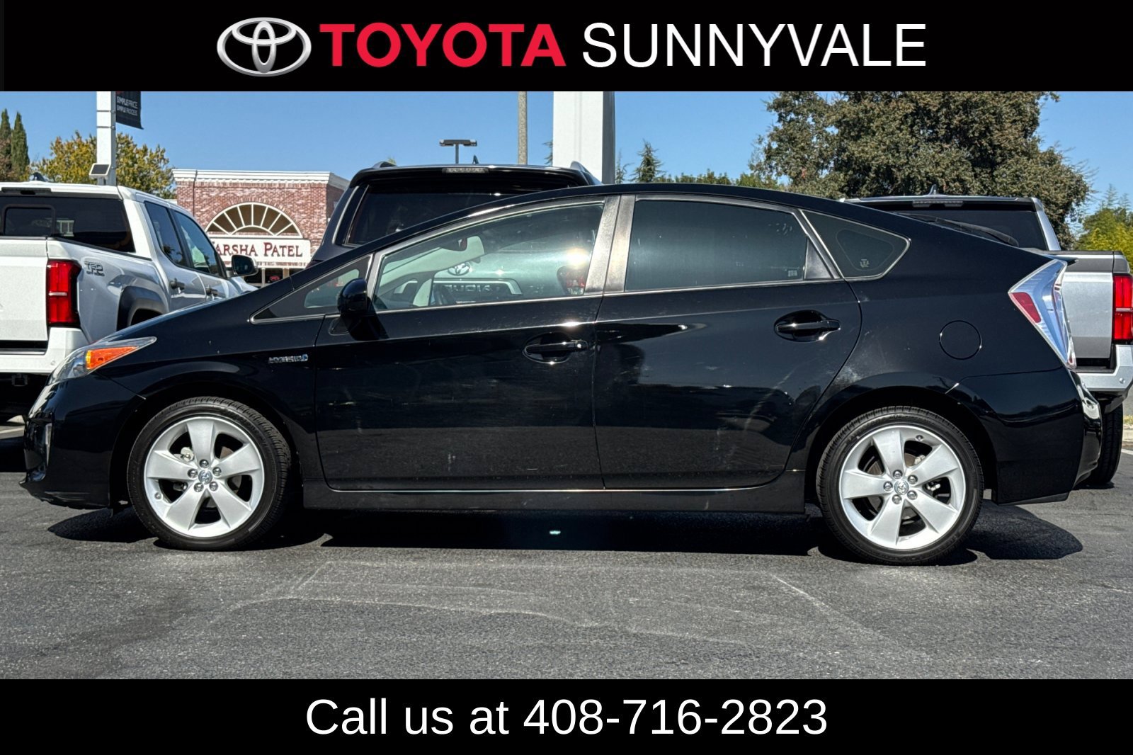 Used 2013 Toyota Prius Five FWD image 3