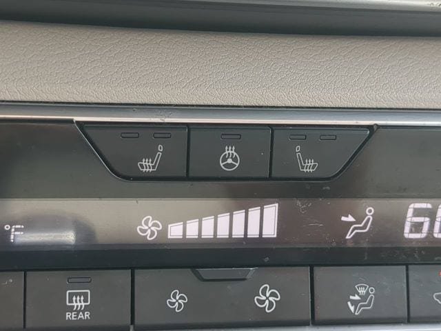 Used 2023 Nissan Altima 2.5 SL AWD/4WD image 22