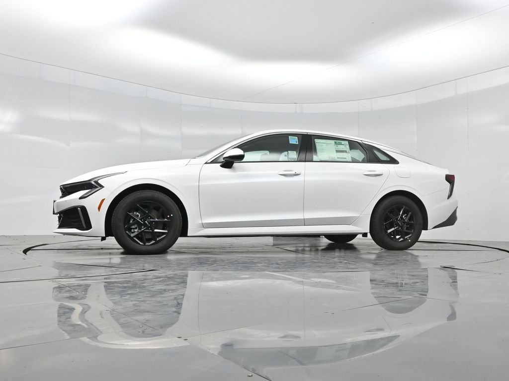 New 2026 Kia K5 LXS FWD image 6