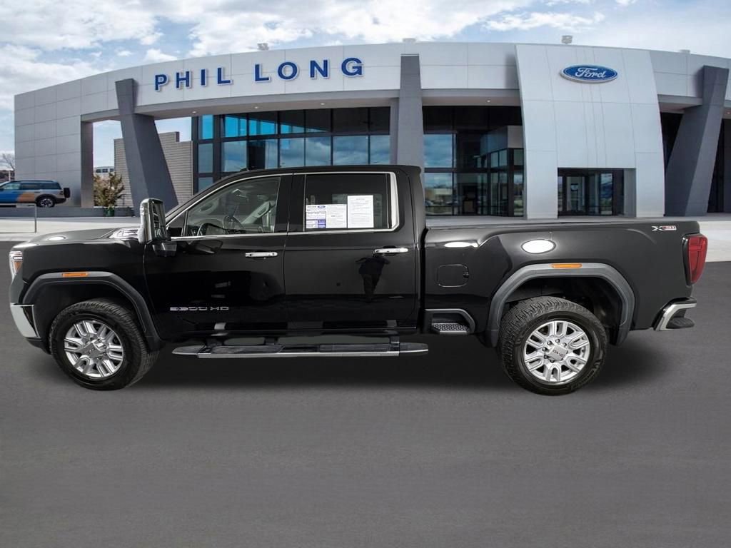 Used 2022 GMC Sierra 3500 SLT w/ SLT Premium Package image 4