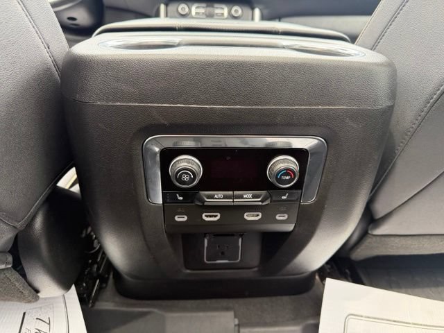 Used 2023 Chevrolet Tahoe Premier w/ Advanced Technology Package AWD/4WD image 36