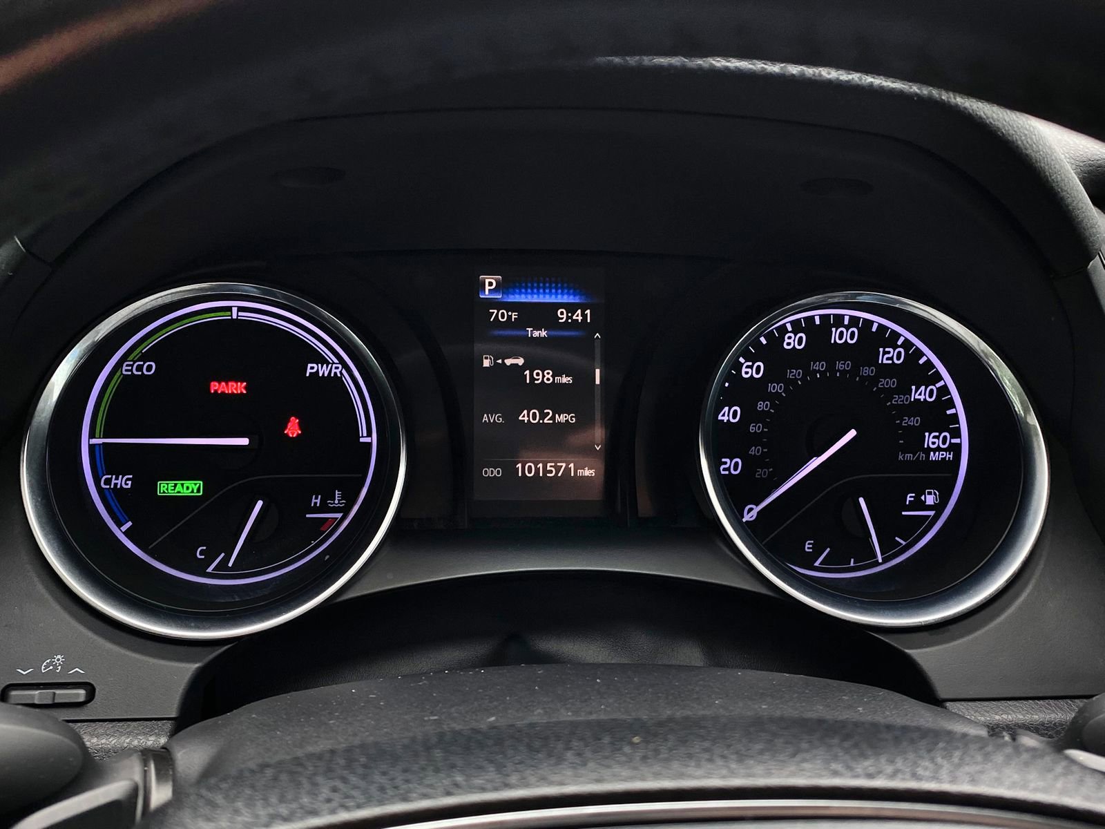 Used 2020 Toyota Camry SE FWD image 21