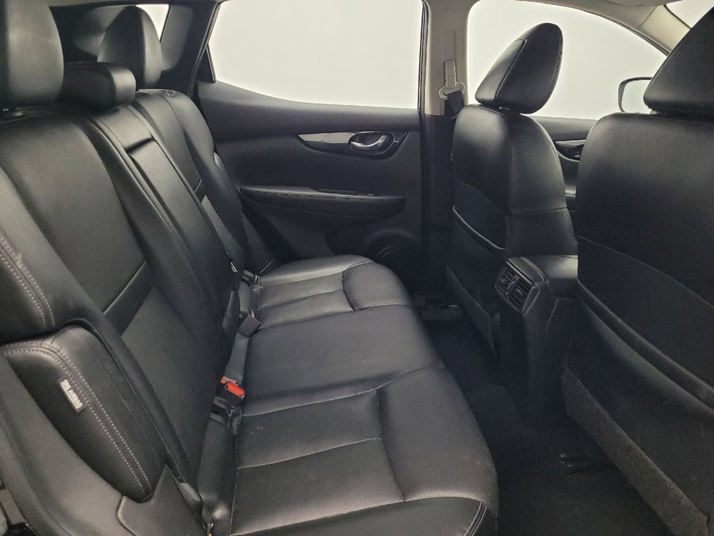 Used 2022 Nissan Rogue Sport SL image 19