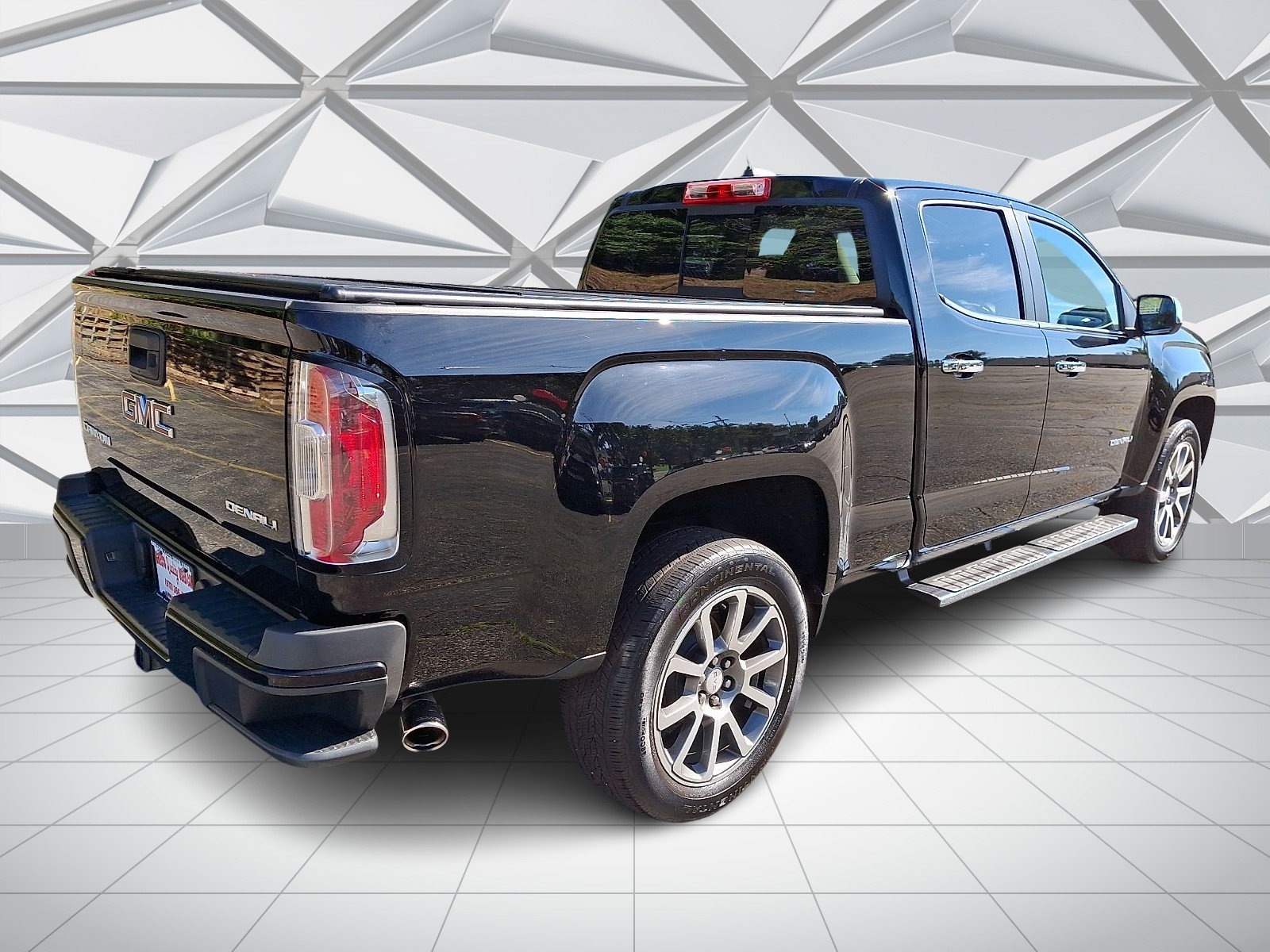 Used 2018 GMC Canyon Denali AWD/4WD image 11