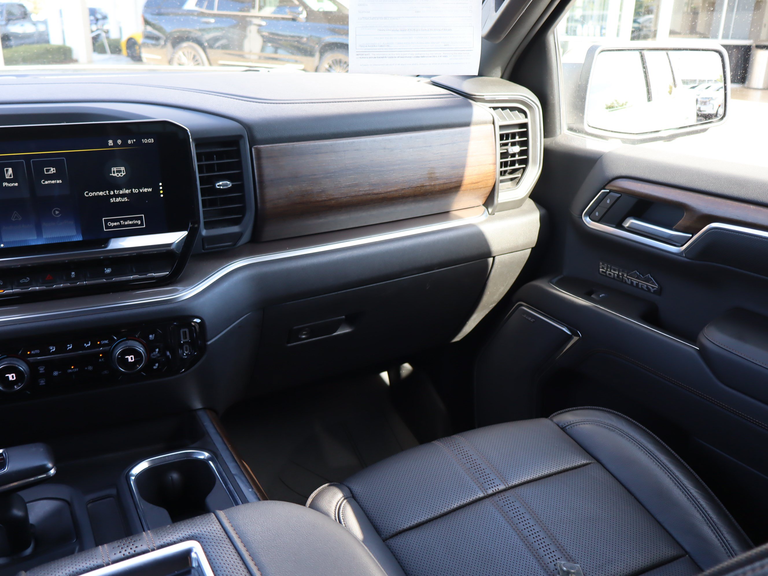 Used 2022 Chevrolet Silverado 1500 High Country w/ High Country Premium Package AWD/4WD image 16