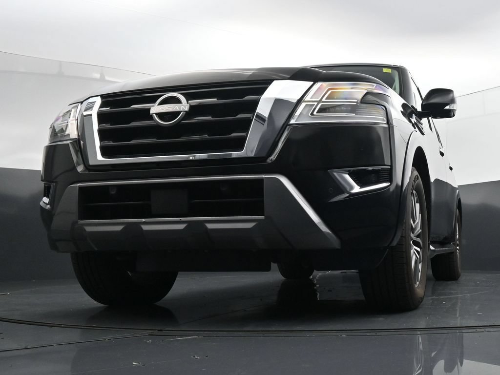 Used 2024 Nissan Armada SL w/ Captain's Chairs Package AWD/4WD image 30