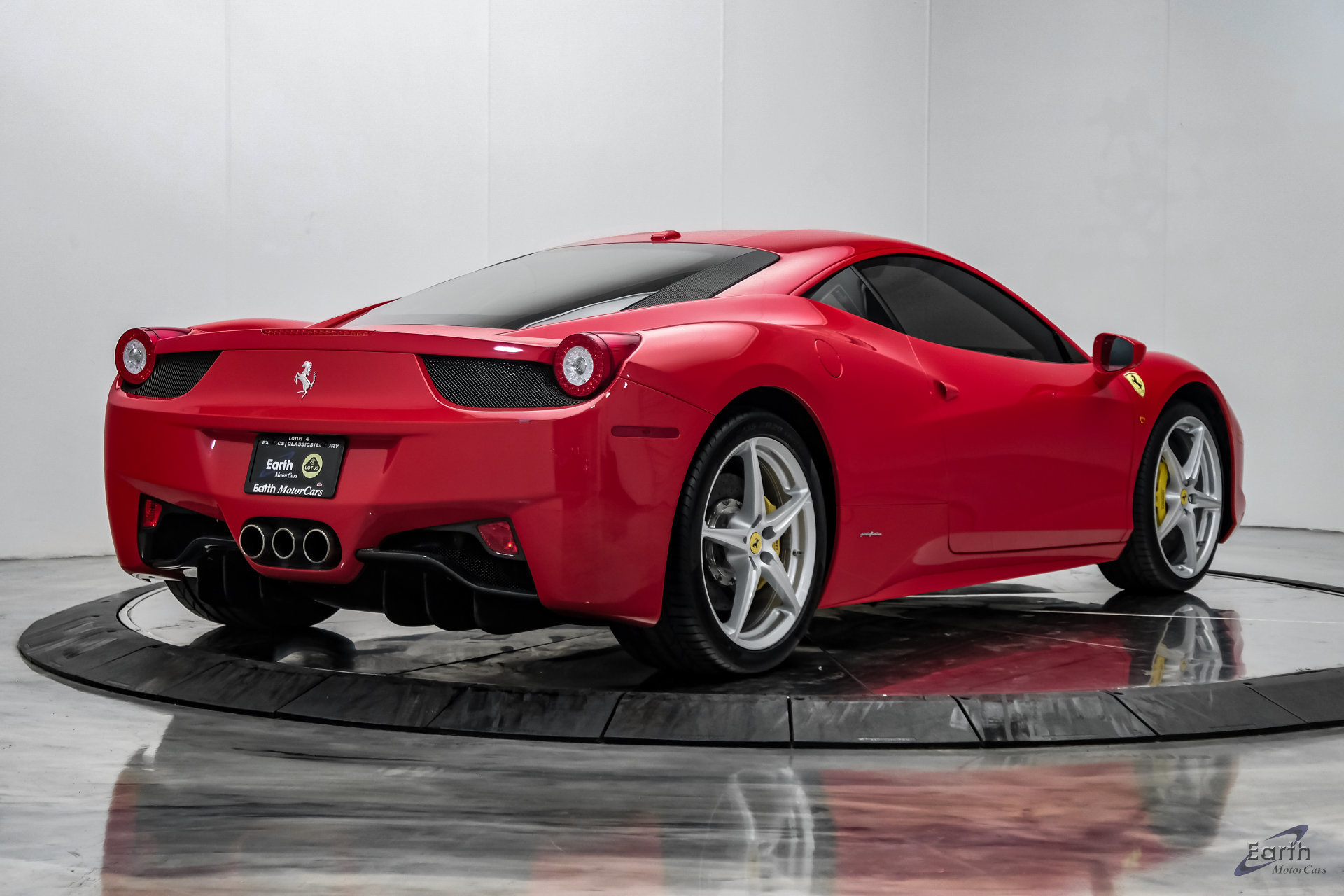 Used 2014 Ferrari 458 Italia Coupe RWD image 22