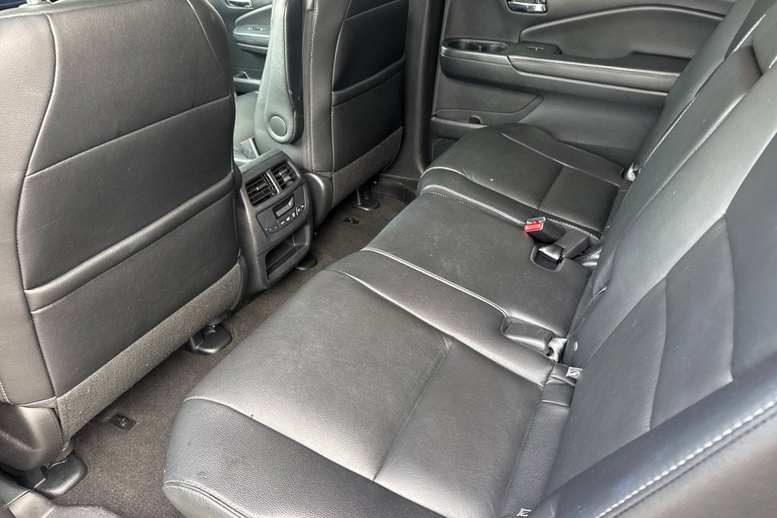 Used 2016 Honda Pilot EX-L image 12