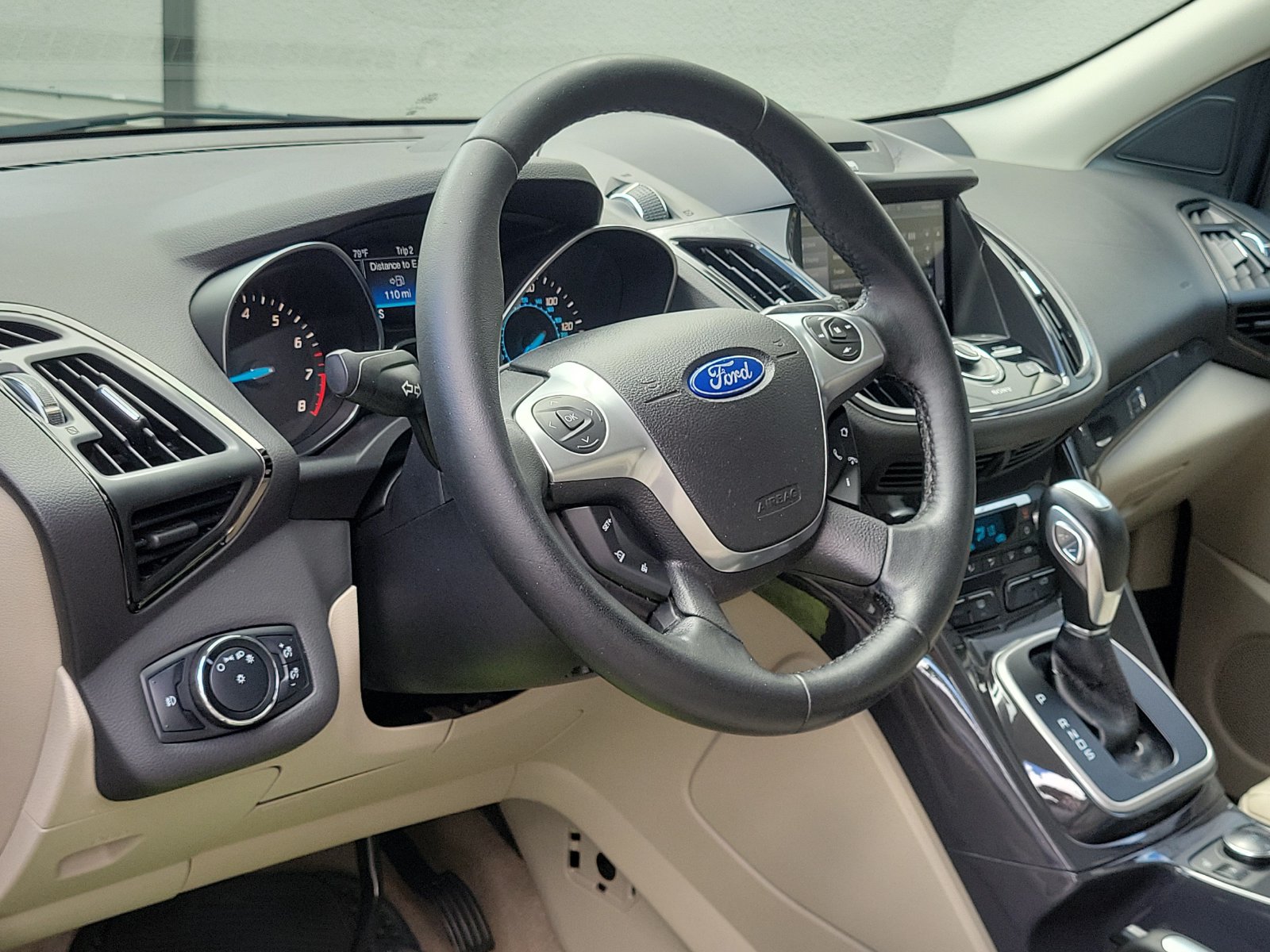 Used 2014 Ford Escape Titanium FWD image 10