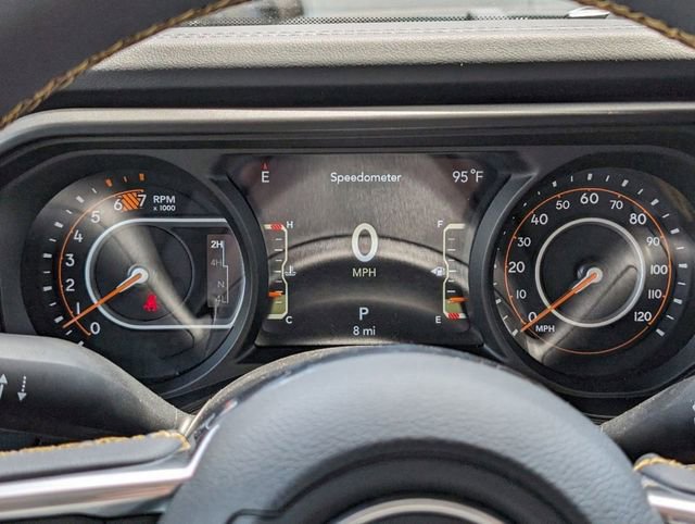 New 2024 Jeep Wrangler Sahara w/ Technology Group image 18