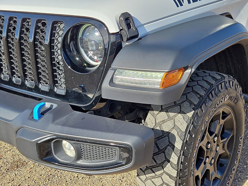 Used 2023 Jeep Wrangler Unlimited w/ 8.4" Radio Group image 9