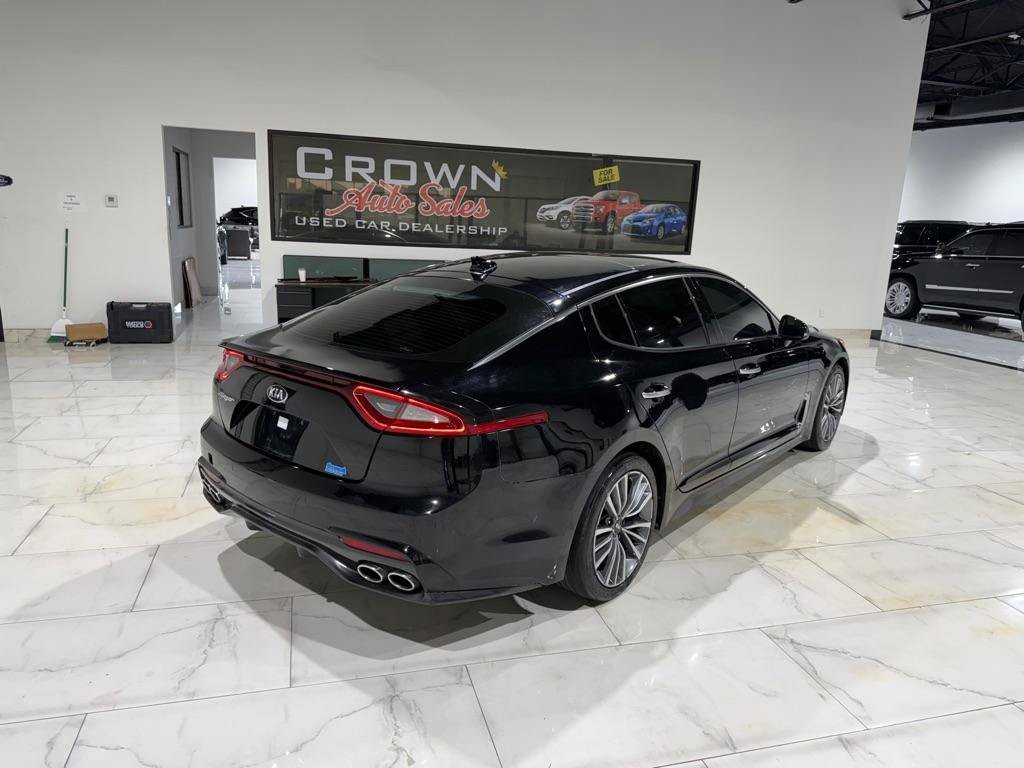 Used 2018 Kia Stinger Premium RWD image 9