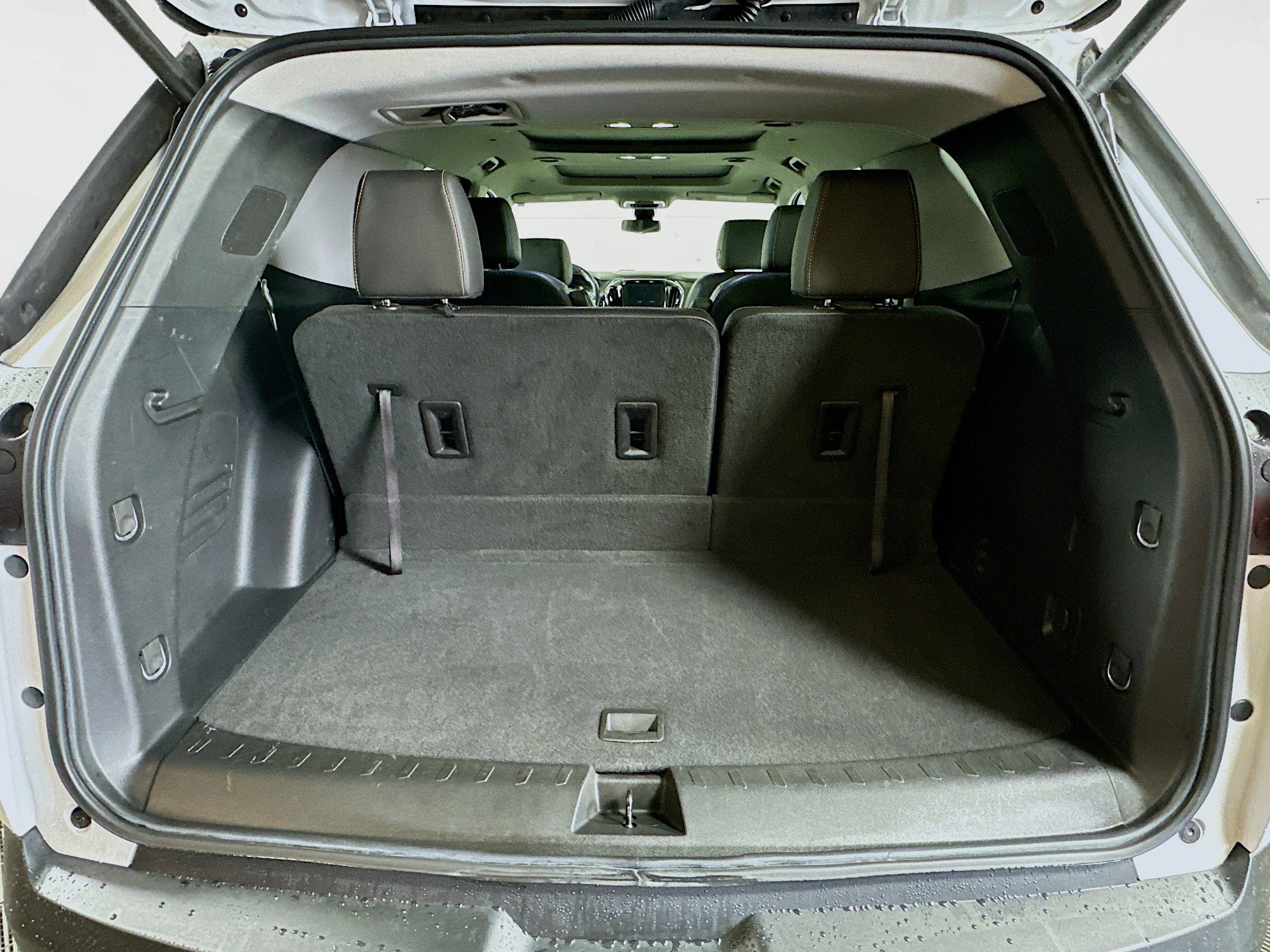 Used 2020 Chevrolet Traverse LT w/ LT Premium Package image 27