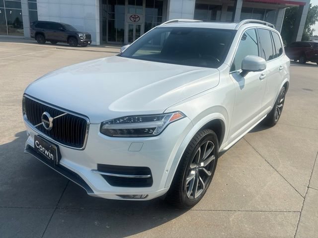Used 2017 Volvo XC90 T6 Momentum w/ Vision Package AWD/4WD image 8