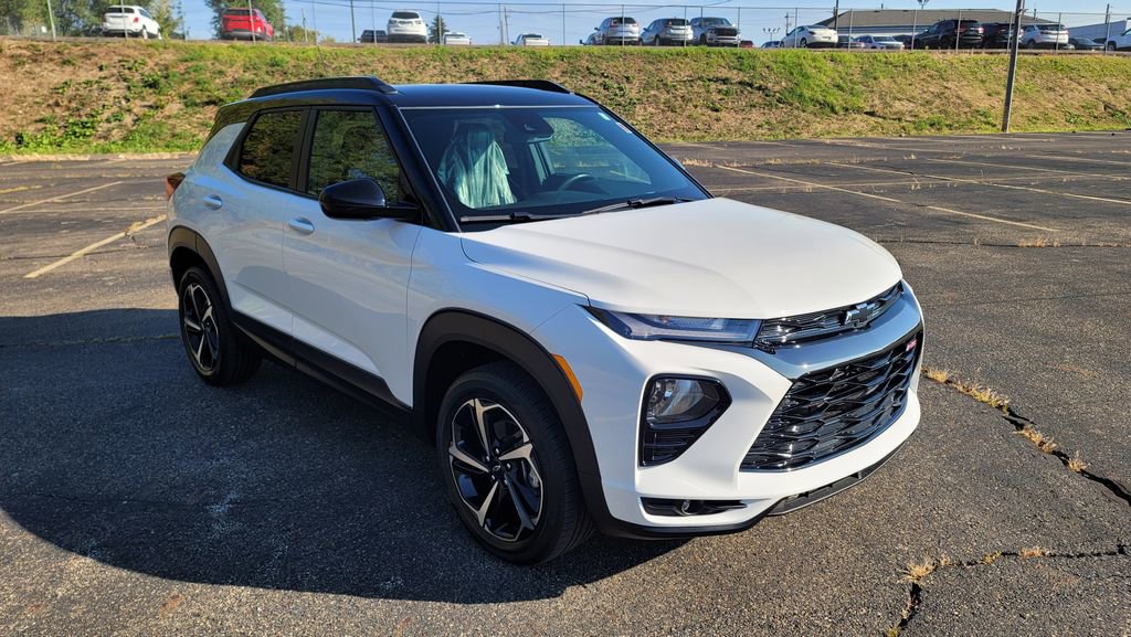 Used 2023 Chevrolet TrailBlazer RS w/ Convenience Package image 16