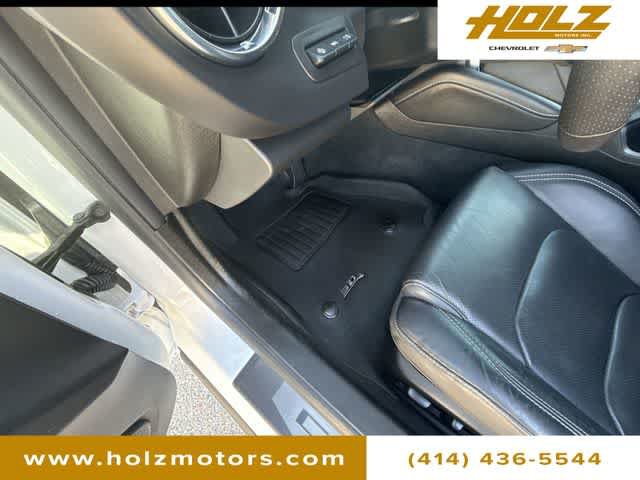 Certified 2023 Chevrolet Camaro SS RWD image 36