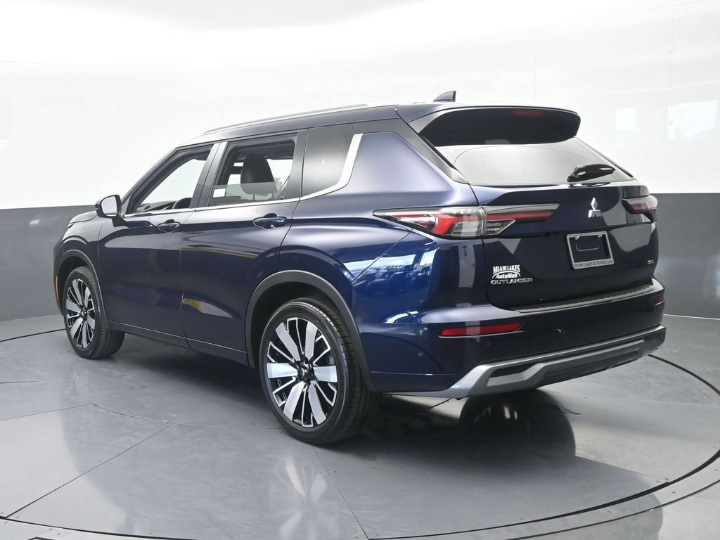 New 2026 Mitsubishi Outlander SEL FWD image 4