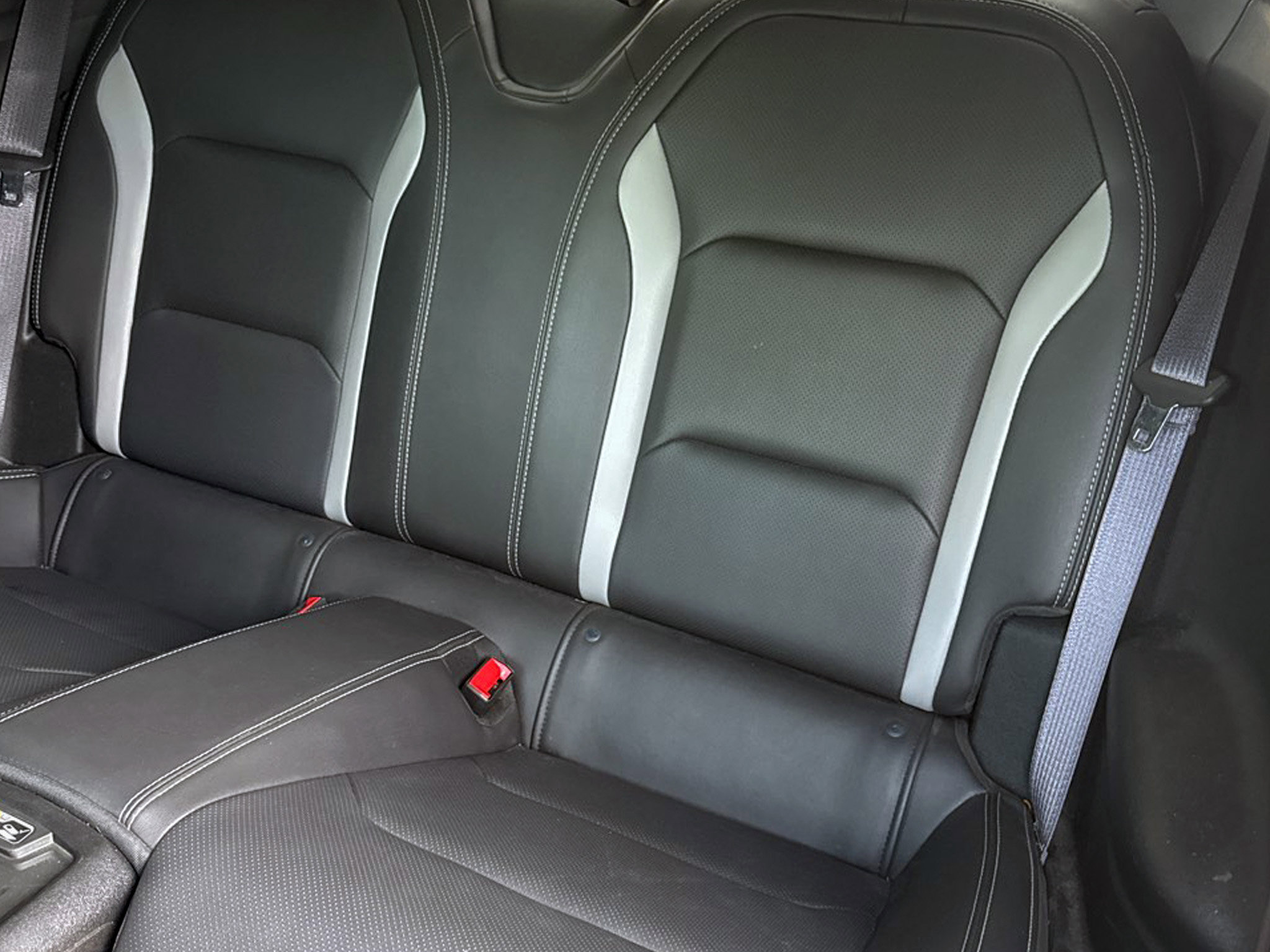 Used 2016 Chevrolet Camaro SS image 23