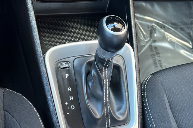 Used 2025 Hyundai Venue SEL image 23