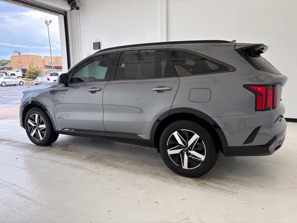 Used 2022 Kia Sorento S FWD image 18