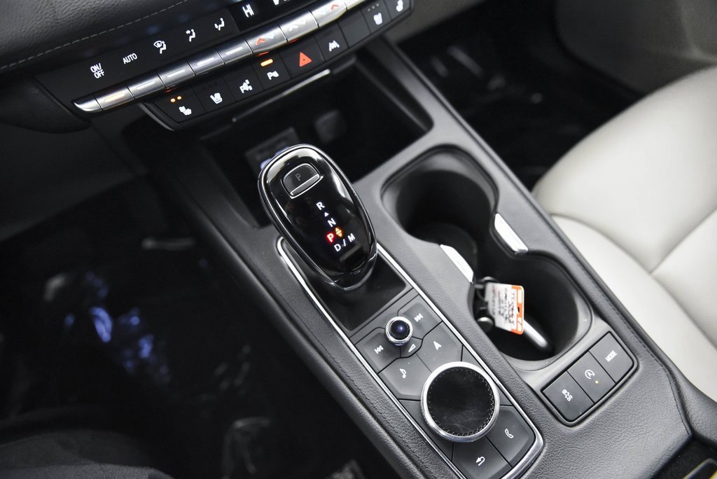 Used 2022 Cadillac XT4 Premium Luxury image 23