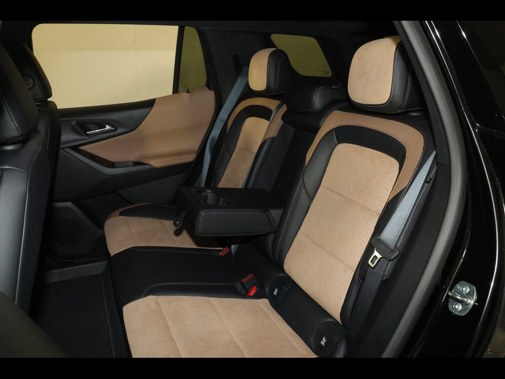 New 2026 Chevrolet Equinox ACTIV FWD image 23