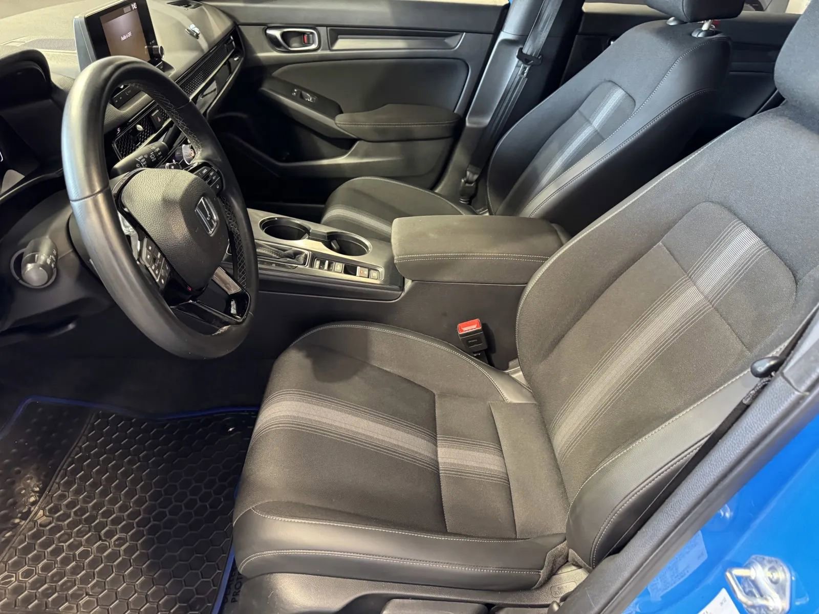 Used 2022 Honda Civic Sport image 12